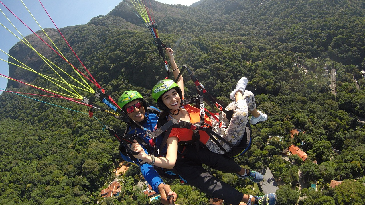 董力父女云南之旅的最新动态
