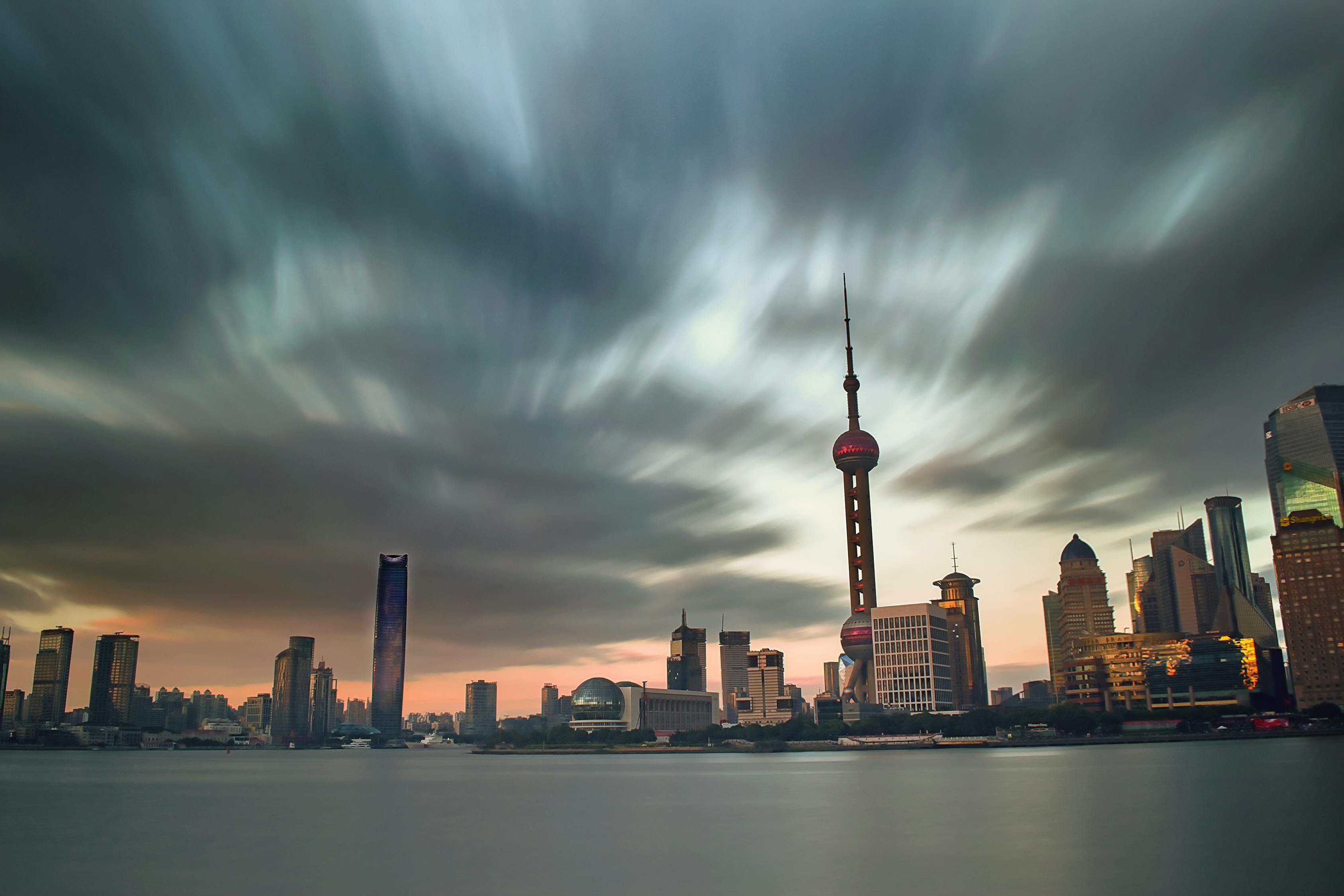 2024年澳门正版免费,错位RTY60.17.69：探索其背后的深层含义与影响